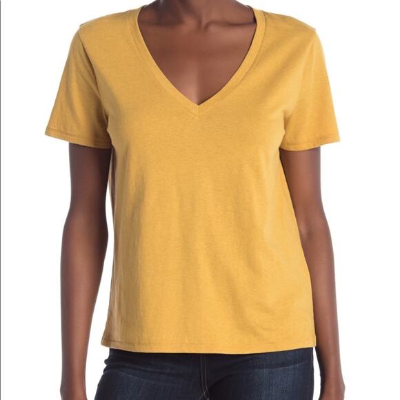 Nordstrom bp. V-Neck Short Sleeve Tee Size Medium - Picture 1 of 9